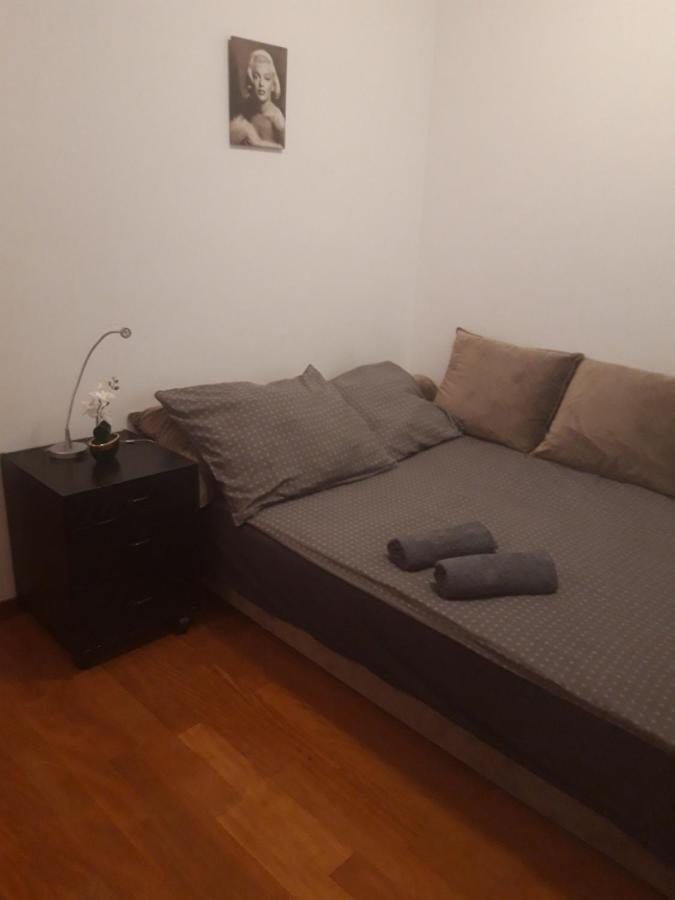 Clicktheflat Legionowo Apart Rooms 외부 사진